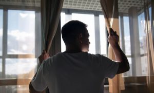 Римские шторы Блэкаут: как справиться с проблемой и найти решение